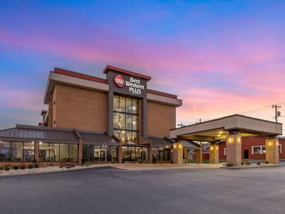 Best Western Plus St. Louis West-Westport - Bild 1