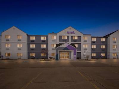 Spark by Hilton Moline Quad Cities - Bild 1