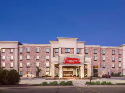 Hampton Inn & Suites West Bend - Bild 1