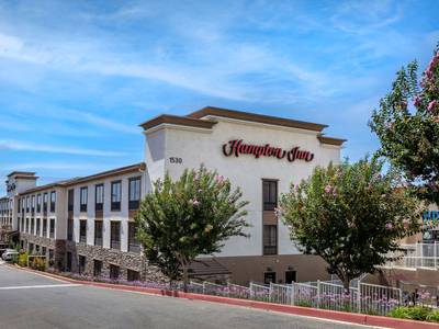 Hampton Inn Norco Corona Eastvale - Bild 1