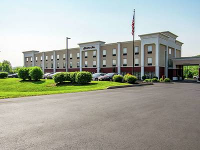Hampton Inn Pine Grove - Bild 1