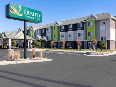 QUALITY INN & SUITES Ashland - Bild 1