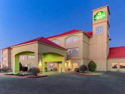 La Quinta Inn & Suites by Wyndham Hobbs - Bild 1