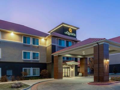 La Quinta Inn & Suites by Wyndham Rifle - Bild 1