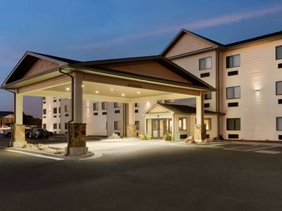 Baymont by Wyndham Wellington - Bild 1