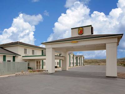 Super 8 by Wyndham Battle Mountain - Bild 1