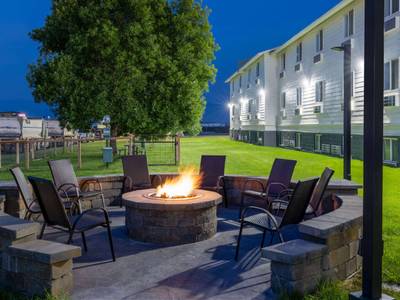 Super 8 by Wyndham Belgrade/Bozeman Airport - Bild 1