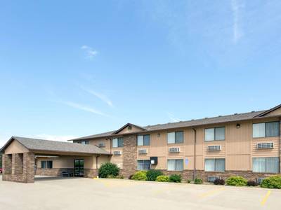 Budget Inn & Suites - Bild 1