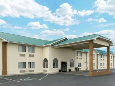 Super 8 by Wyndham Green River - Bild 1