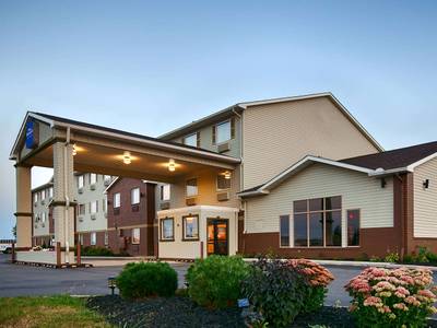 Baymont by Wyndham Marion, OH - Bild 1