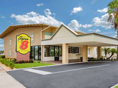 Super 8 by Wyndham Melbourne - Bild 1