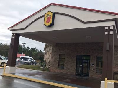 Super 8 by Wyndham Pascagoula - Bild 1