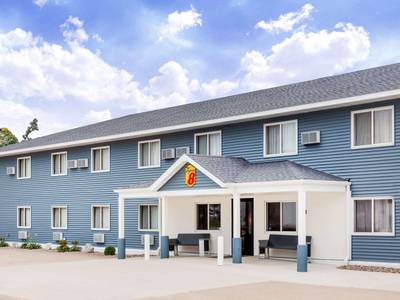 Super 8 by Wyndham Platteville - Bild 1