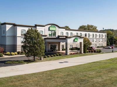 Wingate by Wyndham Vienna Parkersburg - Bild 1