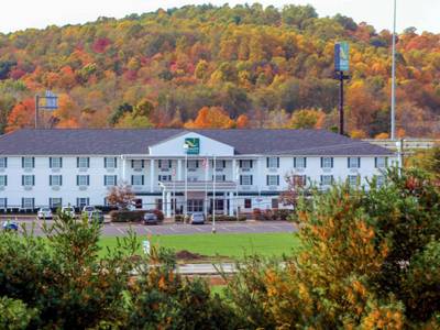 Quality Inn & Suites Conference Center - Bild 1