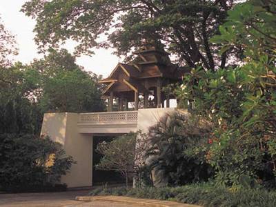 Chatrium Hotel Royal Lake Yangon - Bild 1