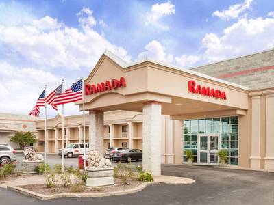 Ramada by Wyndham Hammond Hotel & Conference Center - Bild 1