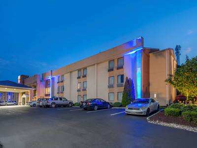 Best Western Plus Poconos Hotel - Bild 1