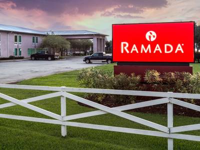Ramada by Wyndham Luling - Bild 1