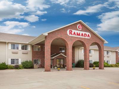Ramada by Wyndham Spirit Lake/Okoboji - Bild 1