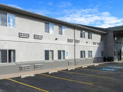 Quality Inn & Suites Salina National Forest Area - Bild 1