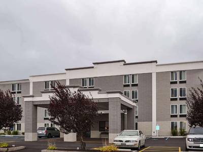 Baymont by Wyndham Scranton Dunmore - Bild 1