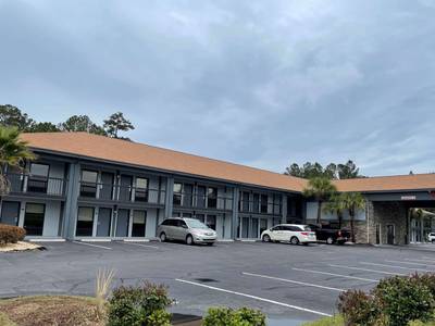 Baymont by Wyndham Ridgeland I-95 - Bild 1