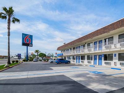 Motel 6 Lost Hills - Bild 1