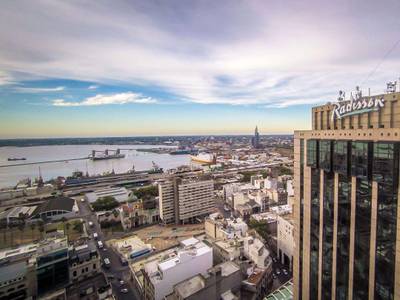 Radisson Victoria Plaza - Bild 1