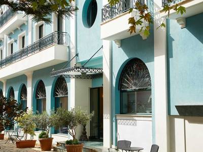 Dioni Boutique Hotel - Bild 1