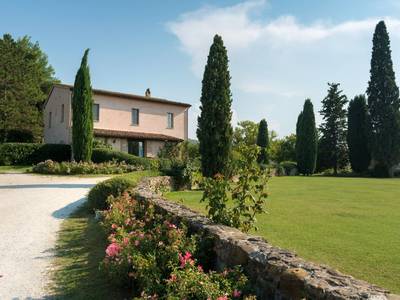 Tenuta Santi Giacomo e Filippo - Bild 1