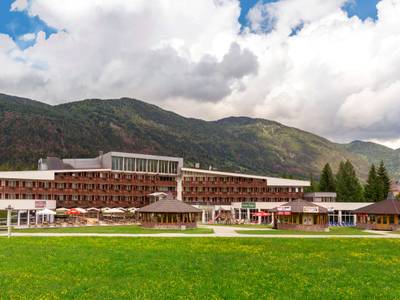 Ramada Resort by Wyndham Kranjska Gora - Bild 1