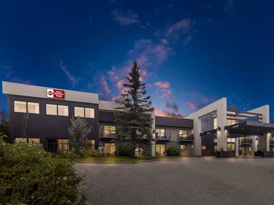 Best Western Plus Mont-Laurier - Bild 1