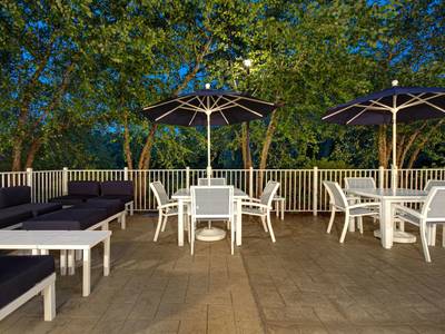 Hampton Inn & Suites Yonkers - Bild 1