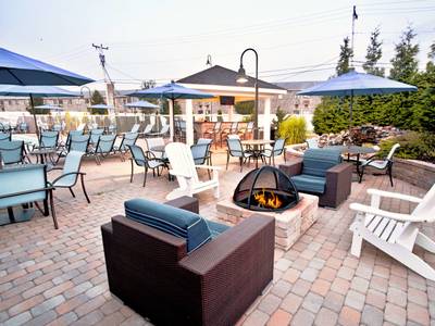 Hampton Inn & Suites Cape Cod-West Yarmouth - Bild 1