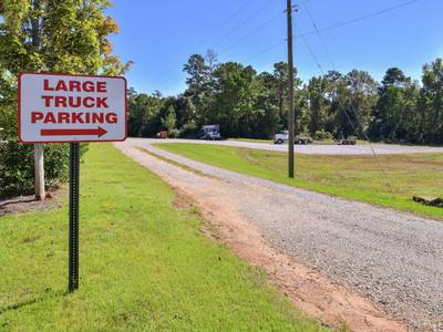 Hampton Inn Jackson-College Avenue - Bild 1