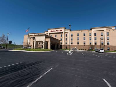 Hampton Inn And Suites Woodstock - Bild 1