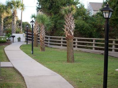 Atlantic Beach Resort A Ramada by Wyndham - Bild 1