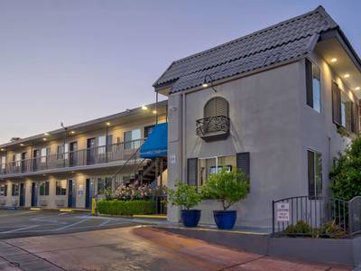 Motel 6 Gardena - Bild 1