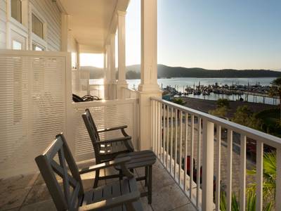 Prestige Oceanfront Resort Sooke - Bild 1