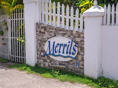 Merril's Beach Resort II - Bild 1