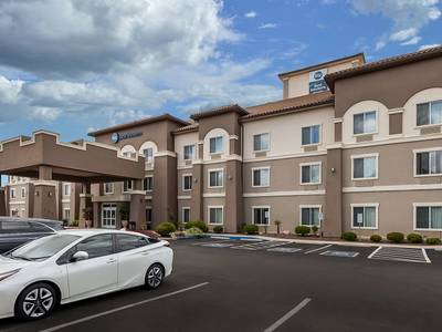 Best Western Douglas Inn & Suites - Bild 1