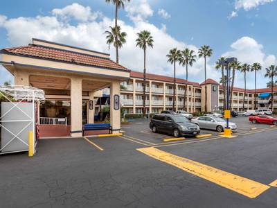 Quality Inn Lomita - Los Angeles South Bay - Bild 1