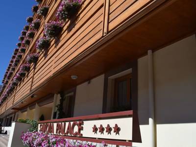 Radisson Residences Savoia Palace Cortina D’Ampezzo - Bild 1