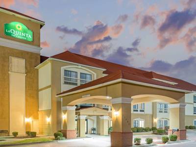La Quinta Inn & Suites by Wyndham Oklahoma City -Yukon - Bild 1