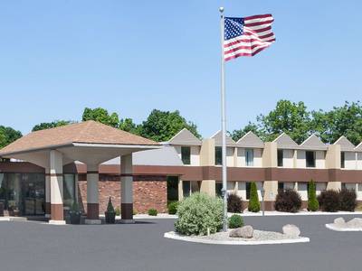 Days Inn by Wyndham Albion - Bild 1