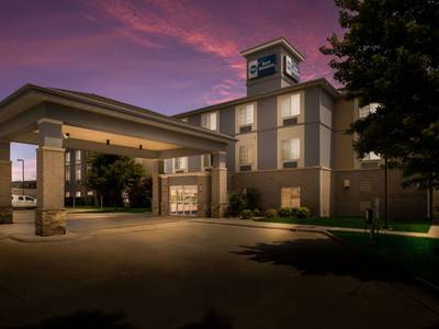 Best Western Coffeyville Central Business District Inn and Suites - Bild 1