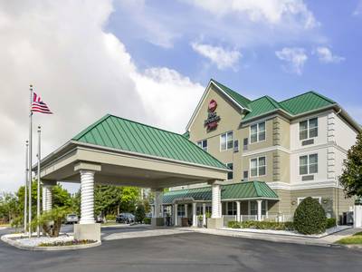 Best Western Plus First Coast Inn & Suites - Bild 1