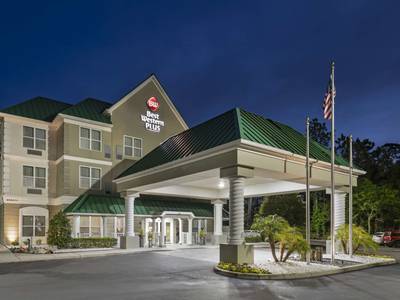 Best Western Plus First Coast Inn & Suites - Bild 1