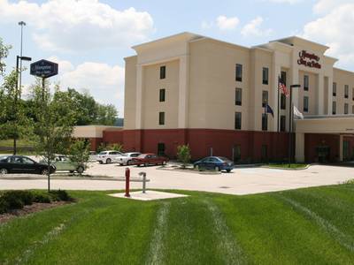 Hampton Inn and Suites Wilder - Bild 1